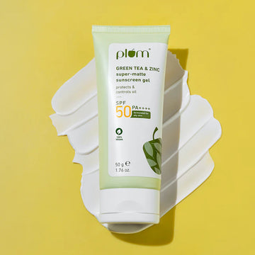 Plum - Green Tea & Zinc Super - Matte Sunscreen Gel SPF50 PA+++ (50g)