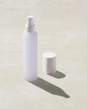 FENTY BEAUTY - WHAT IT DEW MAKEUP REFRESHING SPRAY (100mL)