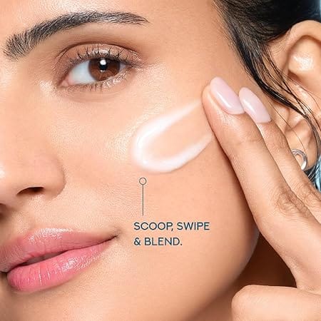 POND'S - Super Light Gel Oil Free Face Moisturizer for Fresh Glowing Skin & 24 hr Hydration - Daily Use (100ml)