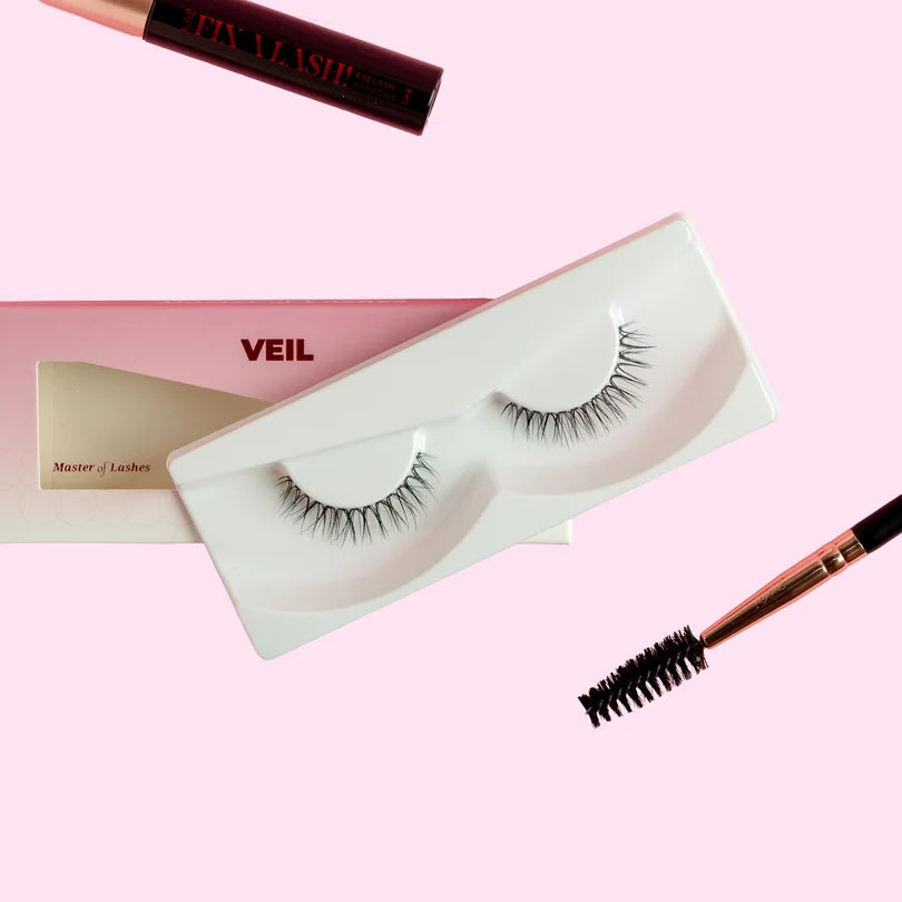 Felic 21 - MASTER OF LASHES - VEIL