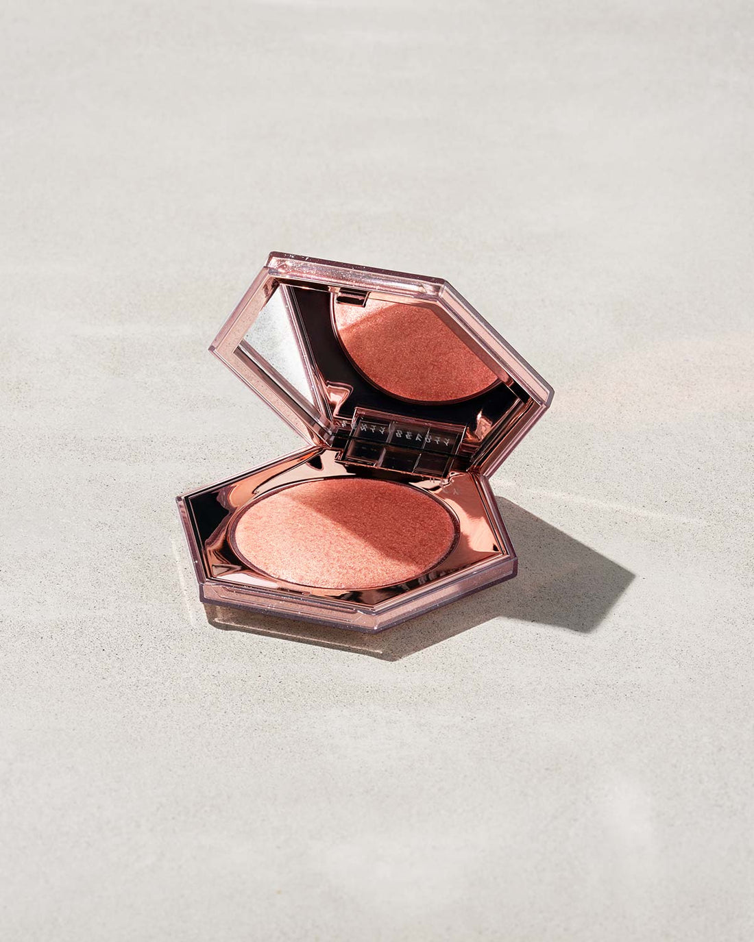 Fenty Beauty - DIAMOND BOMB ALL-OVER DIAMOND VEIL (SHADE - ROSE RAVE)
