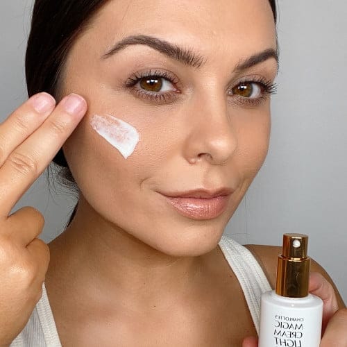 Charlotte tilbury - Lightweight Moisturiser Magic Cream Light (50ml)