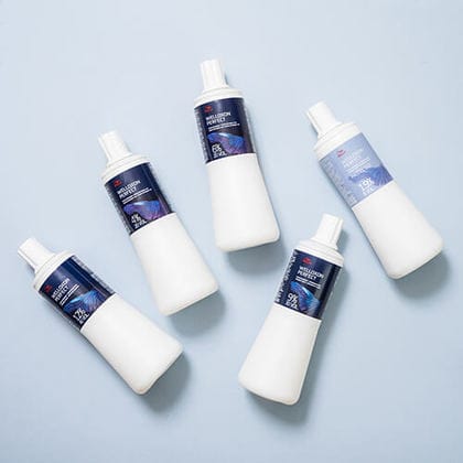 Wella Professionals - Welloxon Perfect Crème Developer 20 Volume (6%) - 1LTR