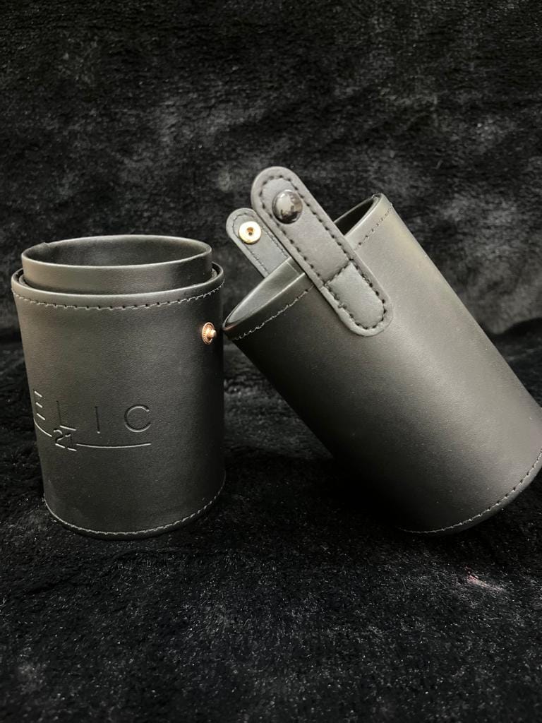 FELIC – MAKEUP BRUSH HOLDER