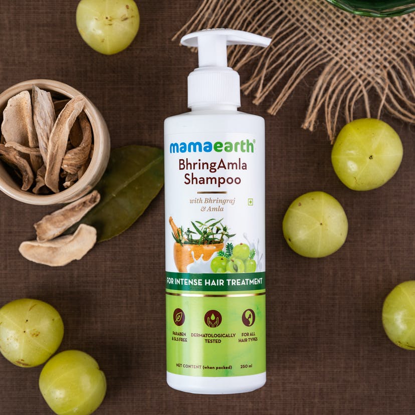 Mamaearth BhringAmla Shampoo with Bhringraj & Amla for Intense Hair Treatment (250mL)