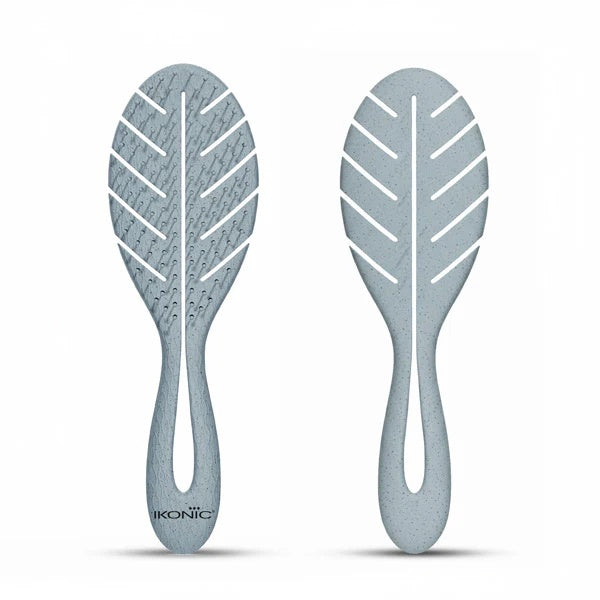 Ikonic Me – Eco Brush With Leaf Cut Design (IKM-2511)