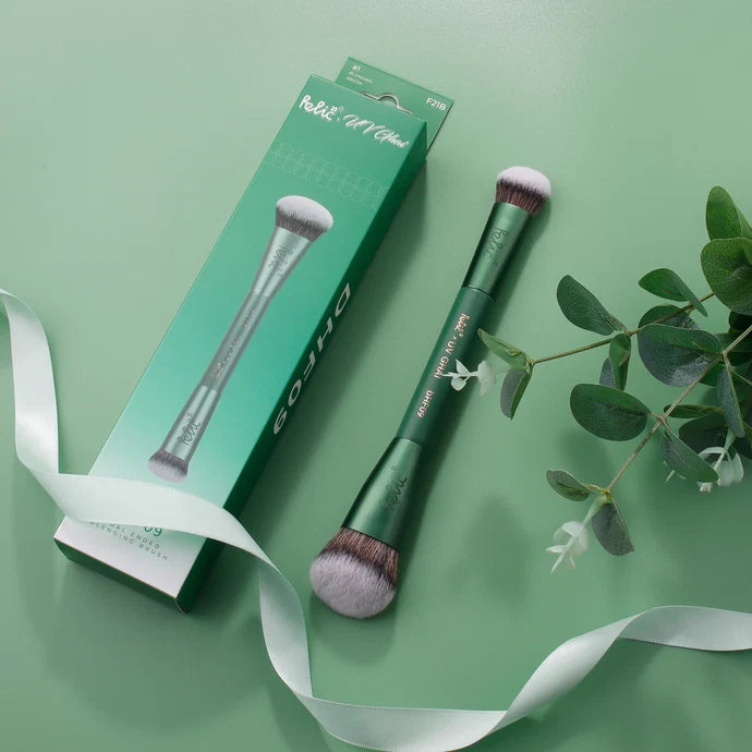 Felic21 - UV Ghai DHF09 Dual-Ended Blending Brush | 2-in-1 Makeup Brush