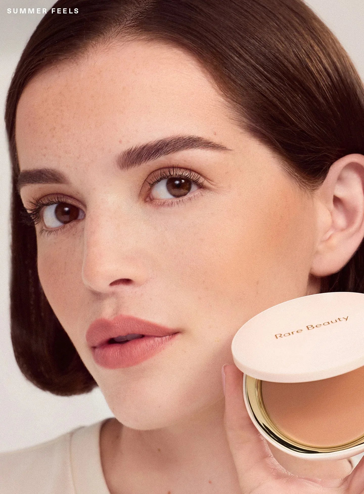 Rare Beauty – Warm Wishes Soft Matte Powder Bronzer (9g)