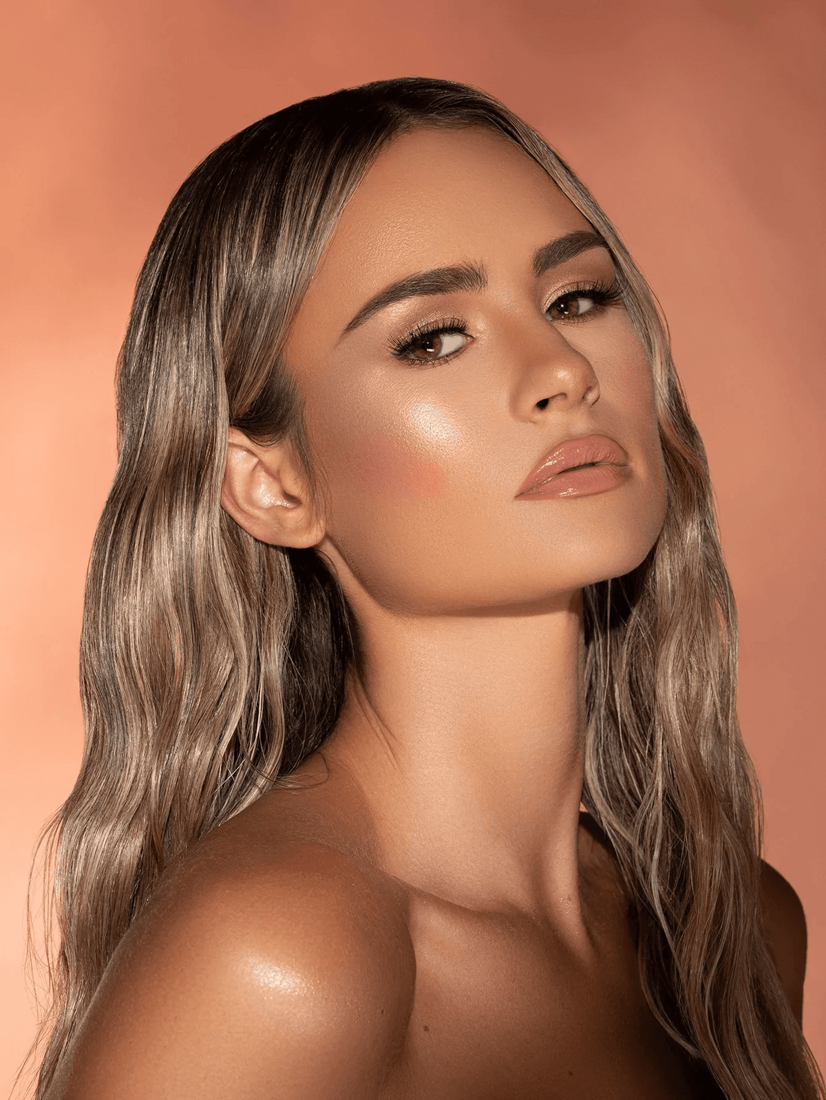 Sheglam - GLOW BLOOM LIQUID HIGHLIGHTER (TEA CAKE) - 5.2mL