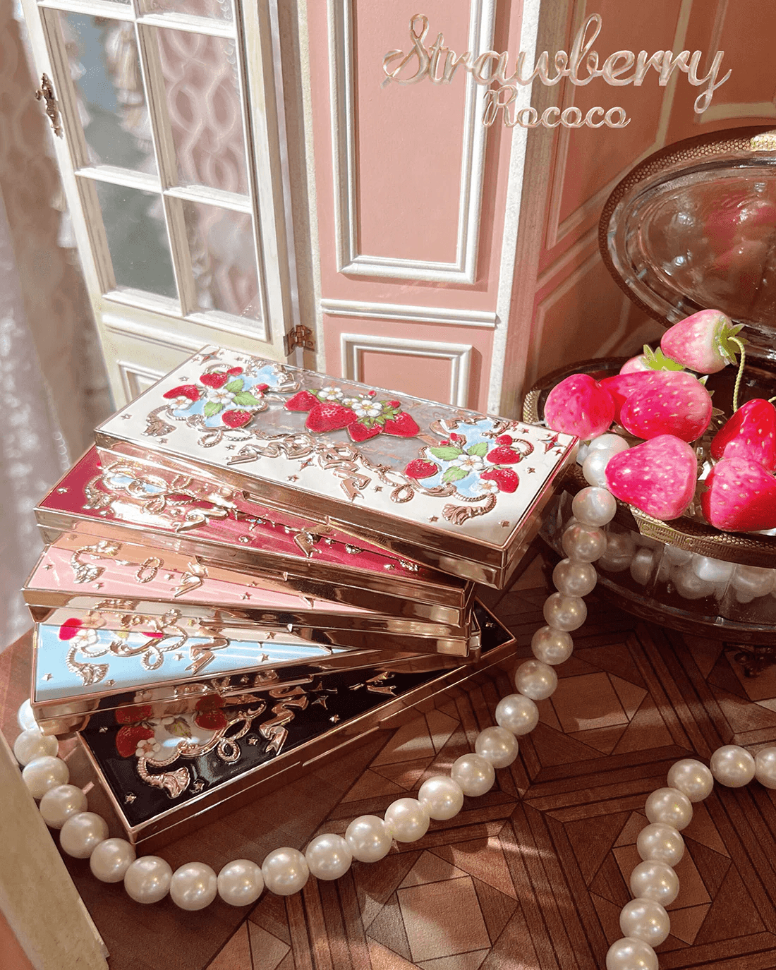 Flower Knows - Strawberry Rococo 5 Color Eyeshadow Palette (03 Blackcurrant Cold Brew)