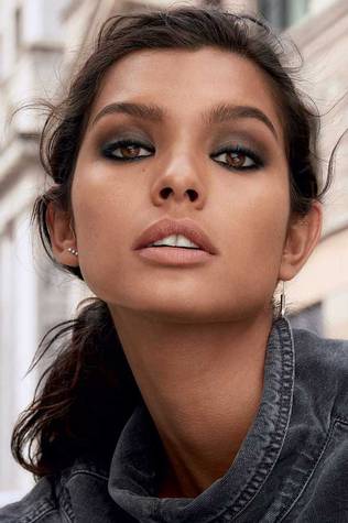 Maybelline New York - TATTOO STUDIO® SMOKEY GEL PENCIL (SMOKEY BLACK)