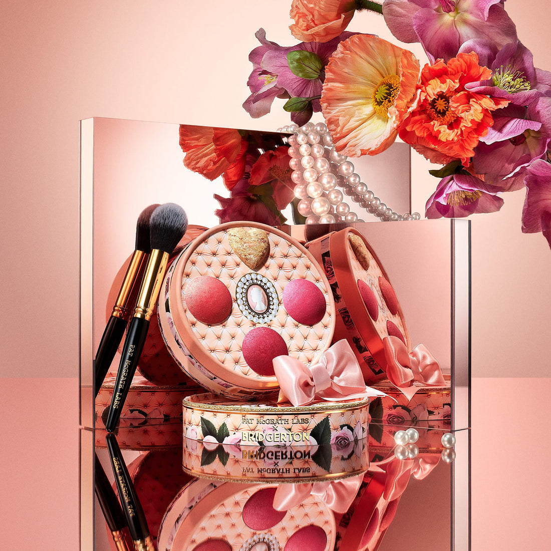 Pat McGrath Labs - Bridgerton Blushing Delights Blush + Highlighter Palette