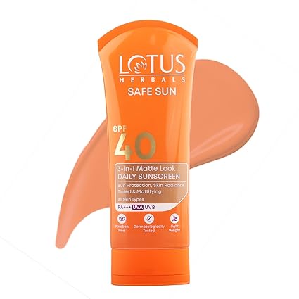 Lotus Herbals – Safe Sun Spf 40 PA +++3 IN One Matte Look Sunscreen (100g)