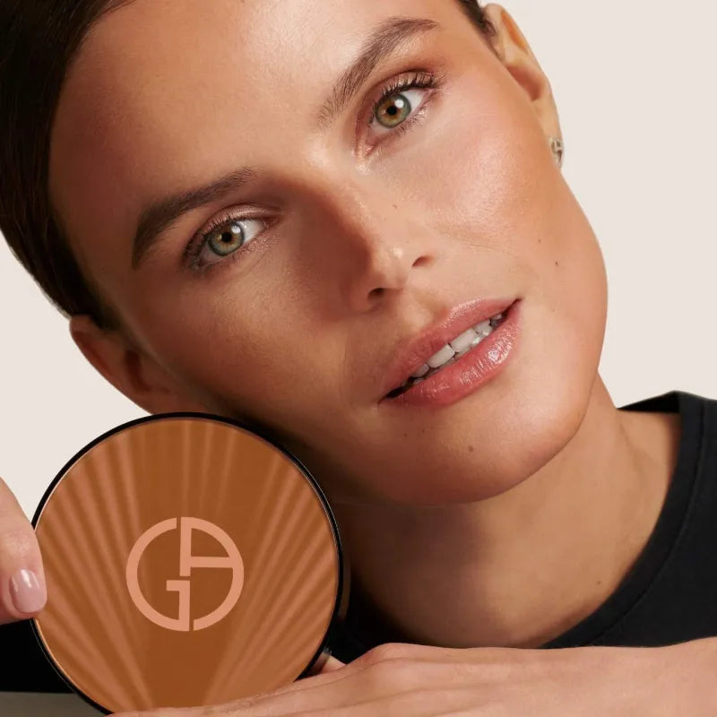 Giorgio Armani – Luminous Silk Sunlit Creamy Bronzing Powder (18g)