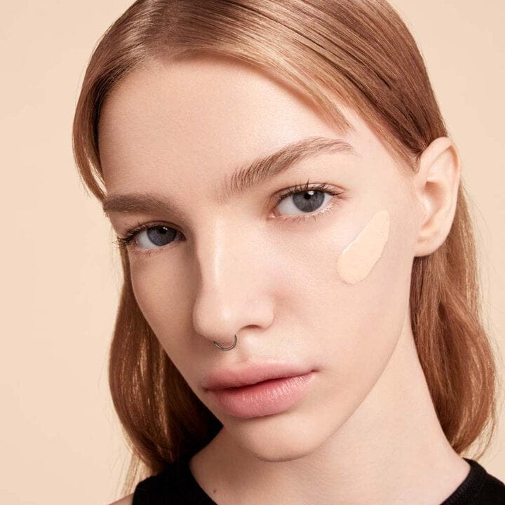 Yves Saint Laurent - ALL HOURS GLOW FOUNDATION (25ML)